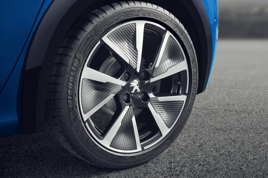 Колеса Peugeot e-208 2019 года  (WW) (фото 15 из 42)